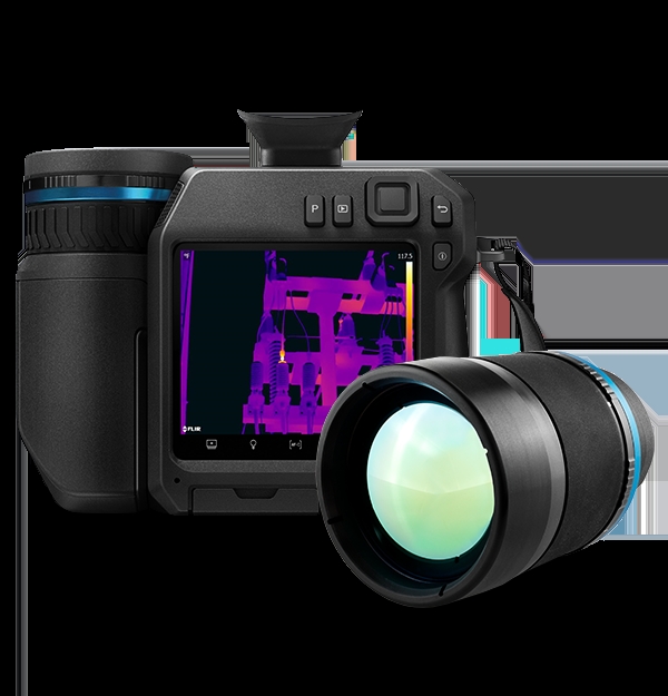 FLIR T840 帶有取景器的高性能紅外熱像儀，適用于戶外檢測